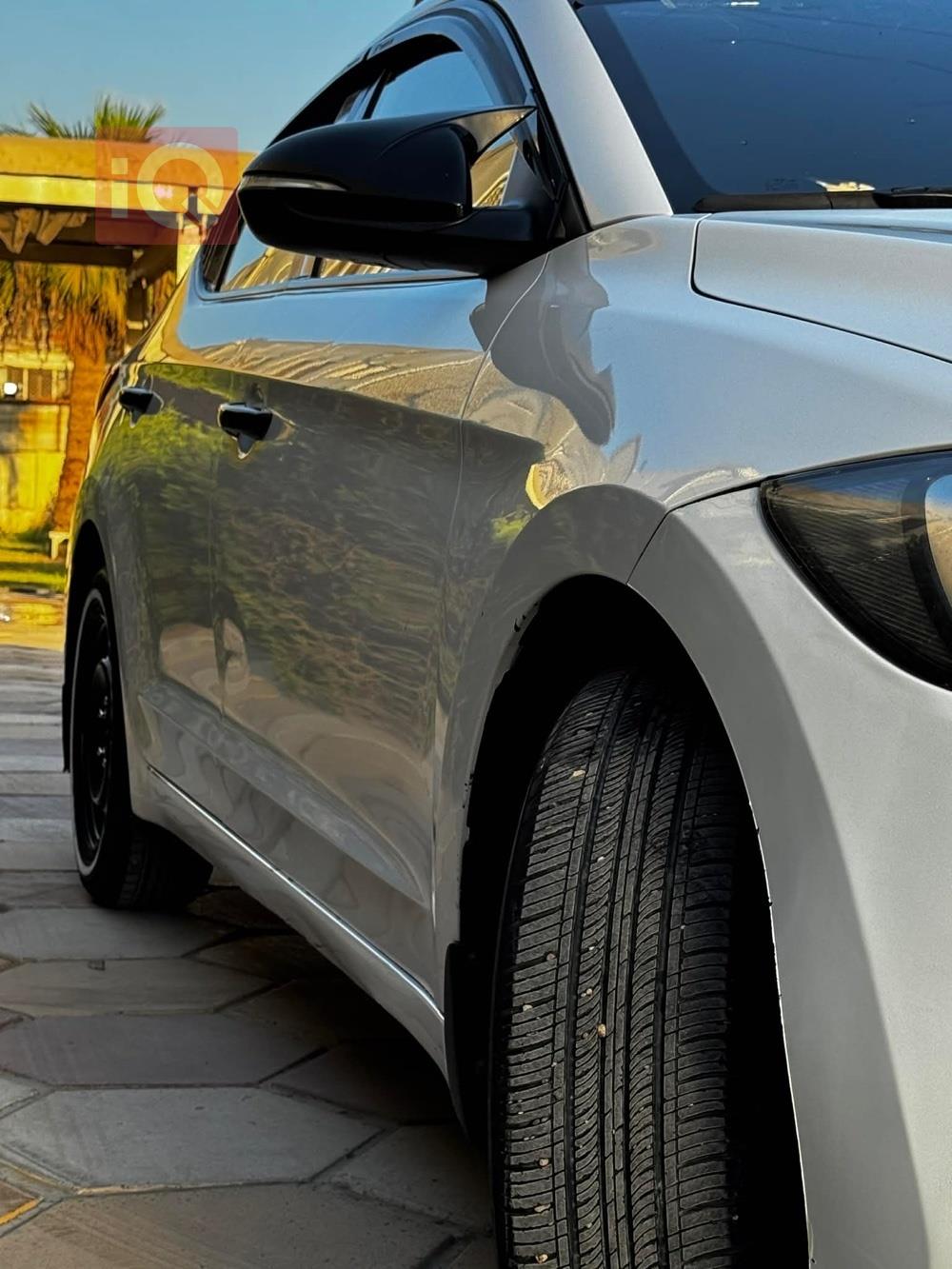 هيونداي النترا